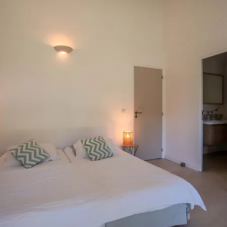 Hotel Au Calme Proche Des Golfs Saint-Raphael (Var)
