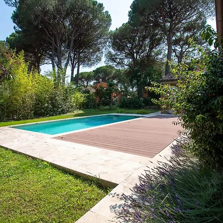 Hotel Au Calme Proche Des Golfs Saint-Raphael (Var)